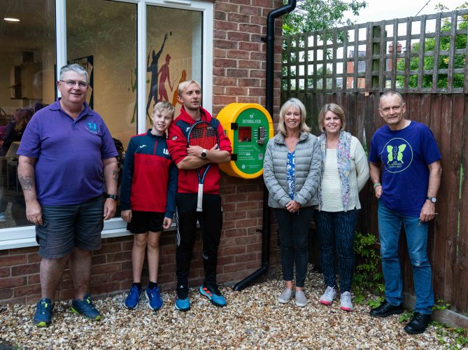 Leicestershire tennis club takes steps to create a heart-safe environment for members and local community
