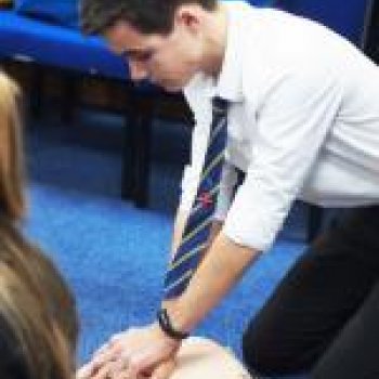 Skills For Life - De Lisle Students are all 'HANDS ON' with JHMT to learn CPR & how to use  AED